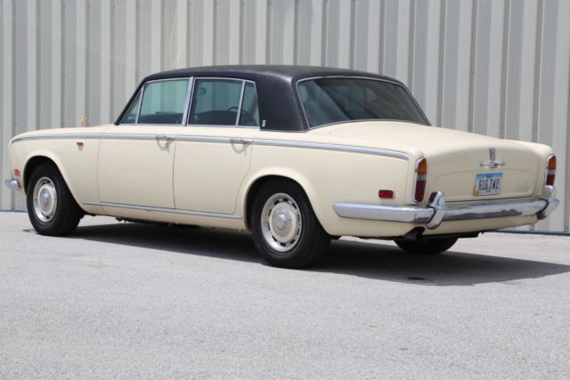 1975 Rolls-Royce Silver Shadow