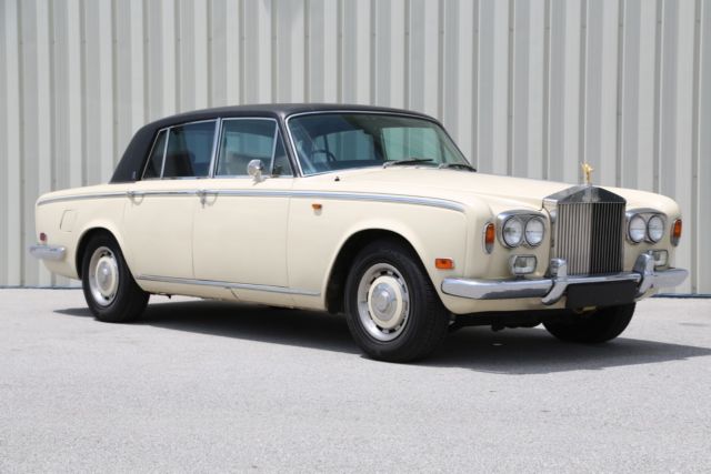 1975 Rolls-Royce Silver Shadow