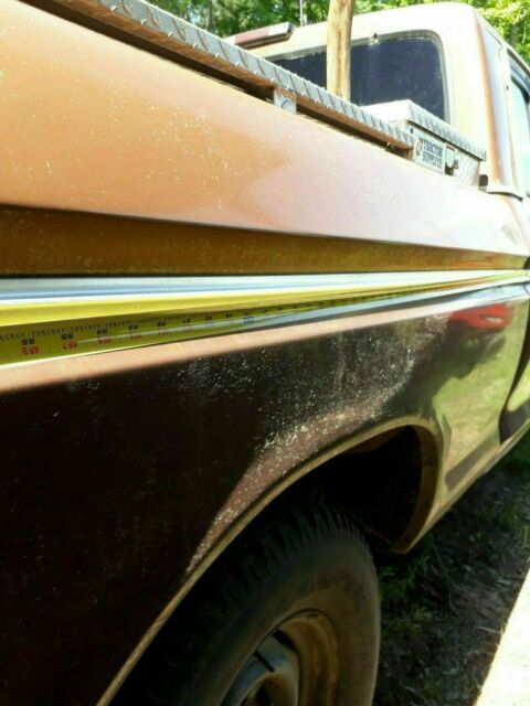 1975 Brown Ford F-100 Super Cab