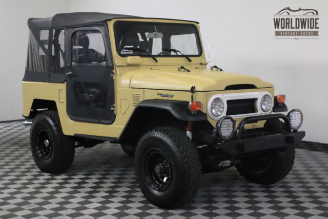 1975 Tan Toyota FJ40