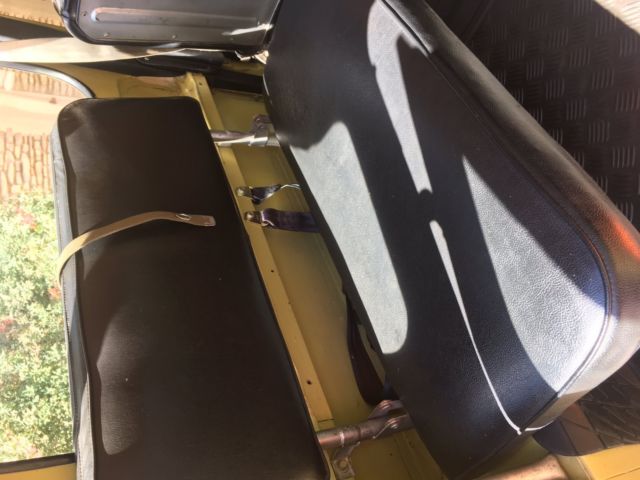 1975 Yellow Toyota FJ Cruiser SUV