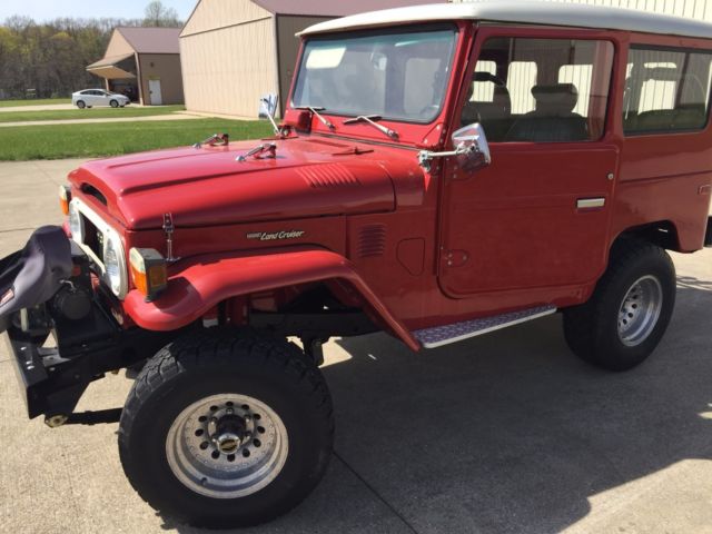1976 FREEBORN RED Toyota Land Cruiser