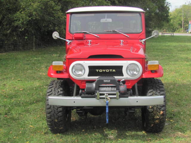 1975 Freethorn Red Toyota FJ Cruiser FJ40