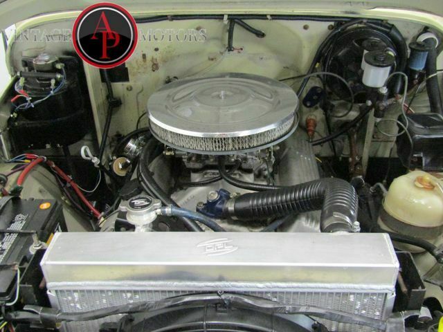 1975 Tan Toyota FJ Cruiser --