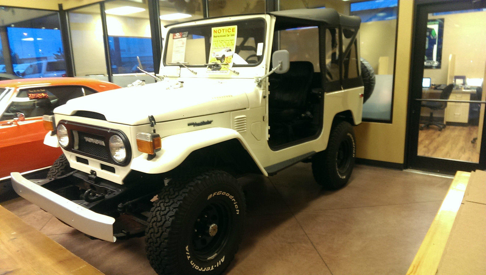1975 White Toyota Land Cruiser SUV