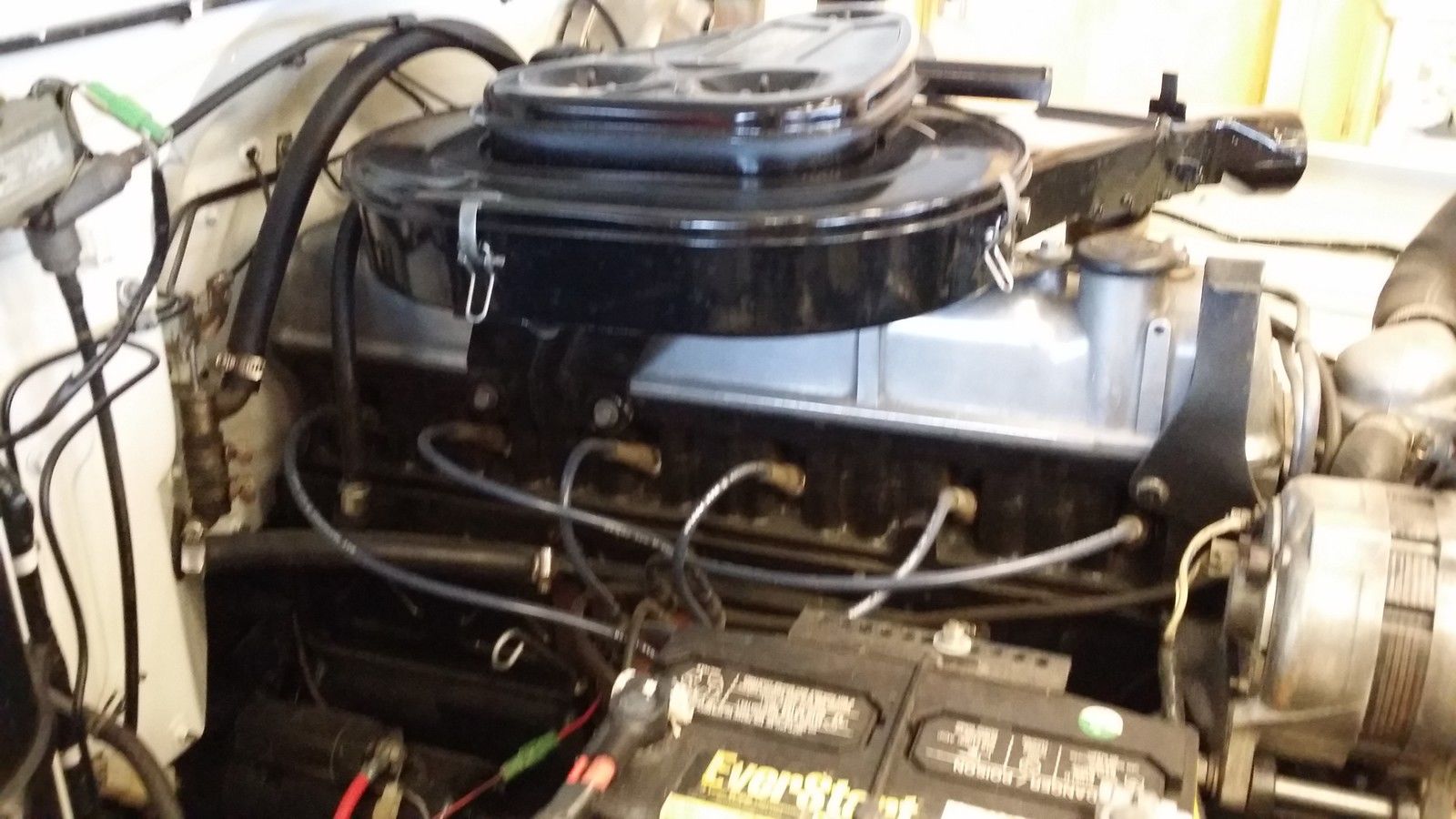 1975 White Toyota Land Cruiser SUV