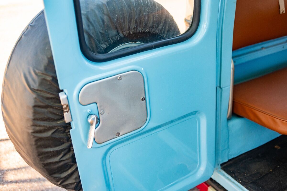 1975 Yellow Toyota Land Cruiser