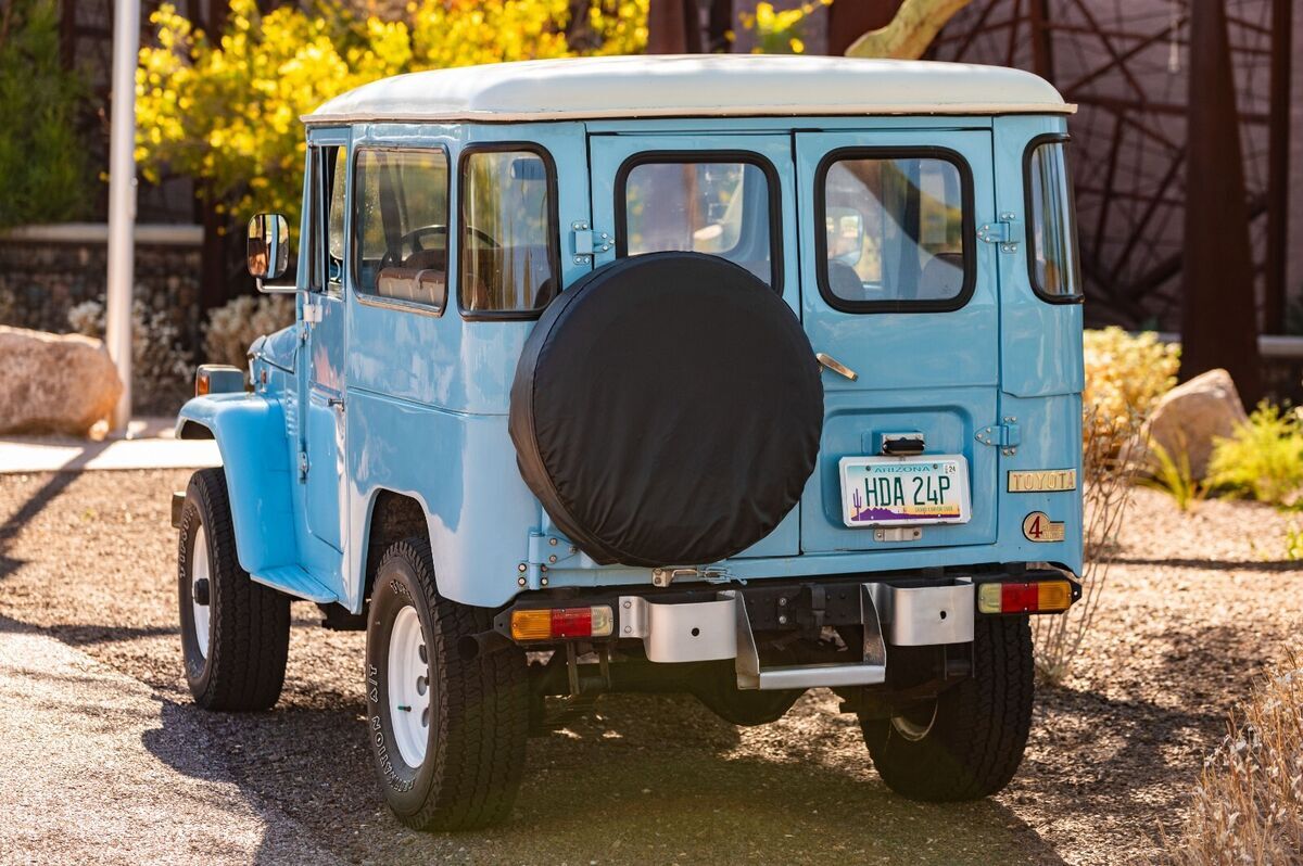 1975 Yellow Toyota Land Cruiser