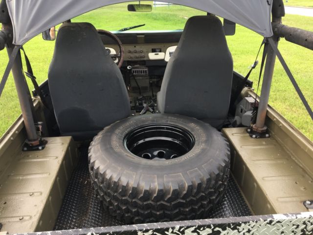 1975 Green/Black Toyota Land Cruiser FJ