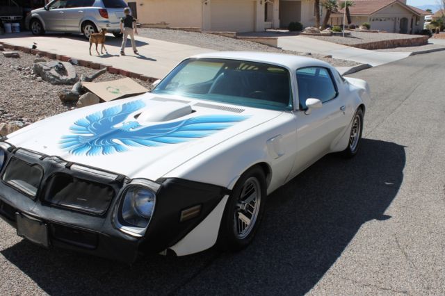 1975 White Pontiac Trans Am Coupe