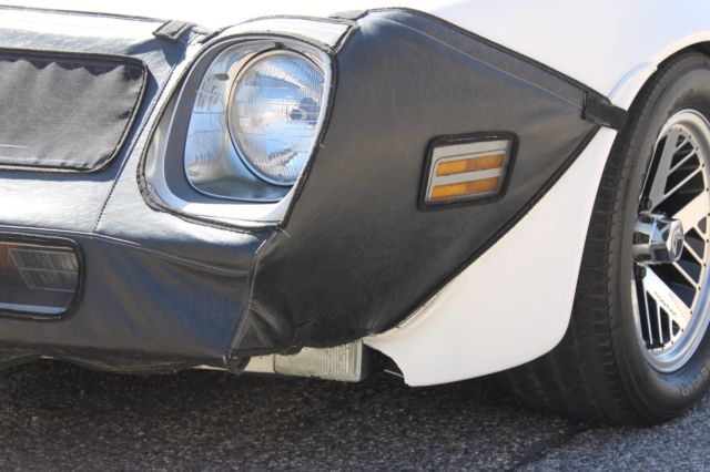 1975 White Pontiac Trans Am Coupe