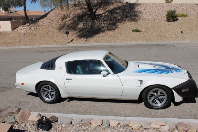 1975 White Pontiac Trans Am Coupe