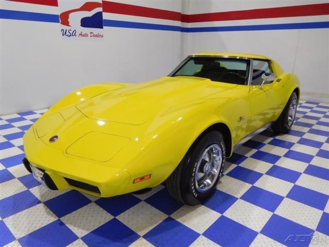 1975 Yellow Chevrolet Corvette
