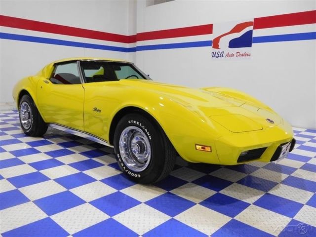 1975 Yellow Chevrolet Corvette