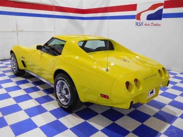 1975 Yellow Chevrolet Corvette