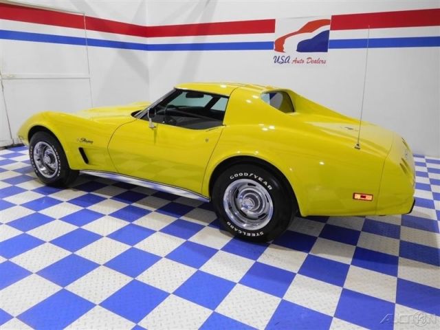 1975 Yellow Chevrolet Corvette