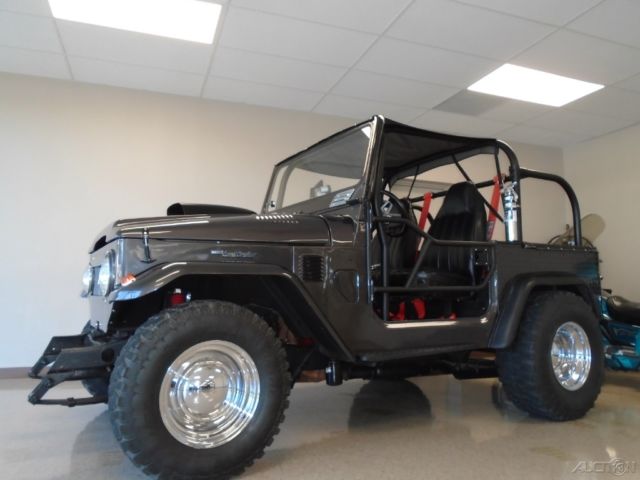 1975 Gray Toyota FJ40 Other