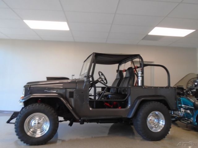 1975 Gray Toyota FJ40 Other
