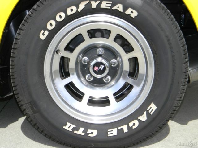 1975 Yellow Chevrolet Corvette Other