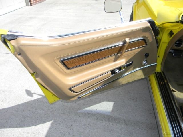 1975 Yellow Chevrolet Corvette Other