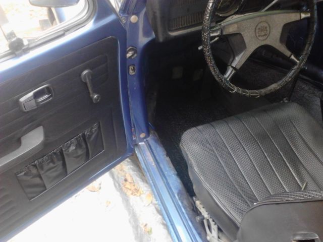 1975 Blue Volkswagen Beetle - Classic Sedan