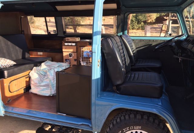 1975 Volkswagen Bus/Vanagon