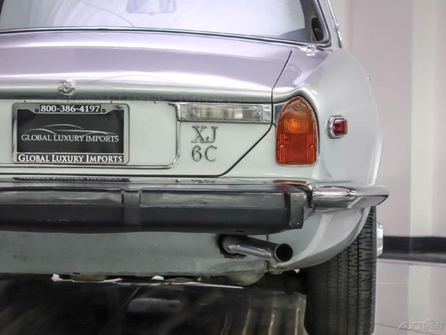 1975 Silver Jaguar XJ Coupe
