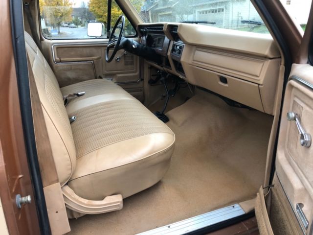 1985 Brown Ford F-250 Standard Cab Pickup