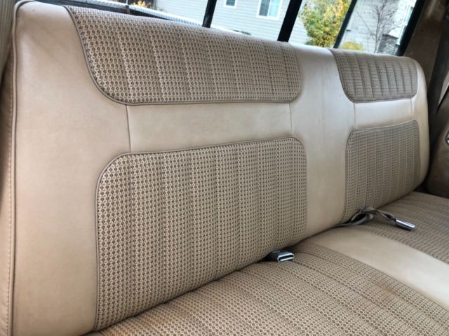 1985 Brown Ford F-250 Standard Cab Pickup