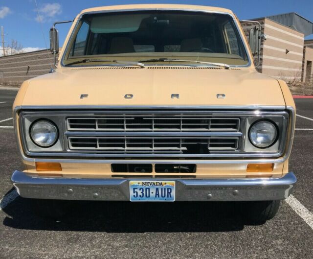 1976 beige Ford E-Series Van