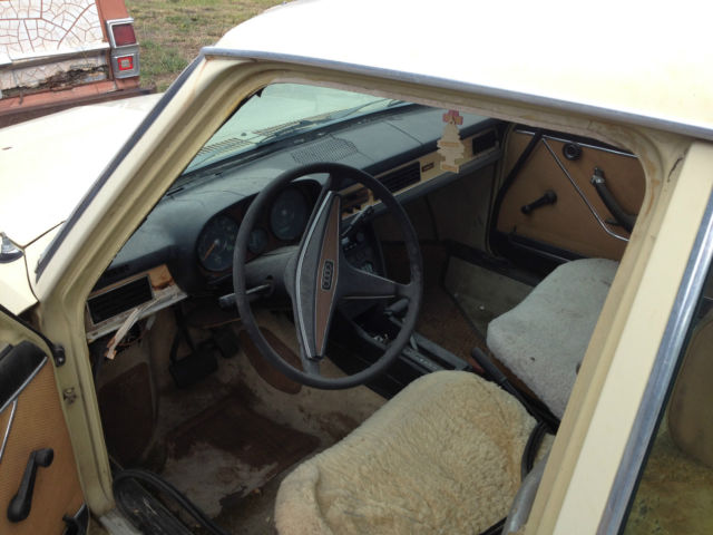 1976 Yellow Audi 100 Sedan