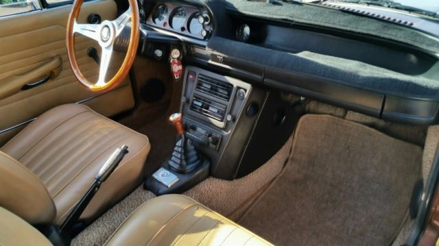 1976 Brown BMW 2002 Coupe