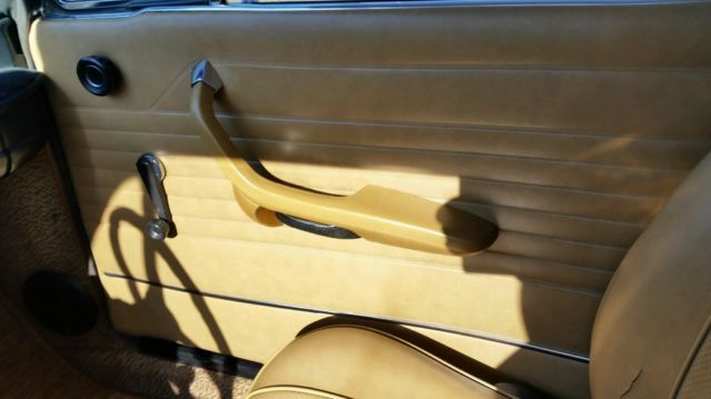 1976 Brown BMW 2002 Coupe