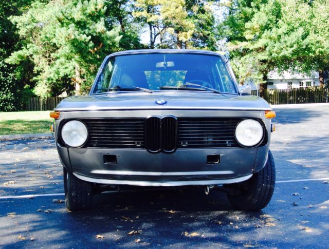 1976 Gray BMW 2002 Coupe