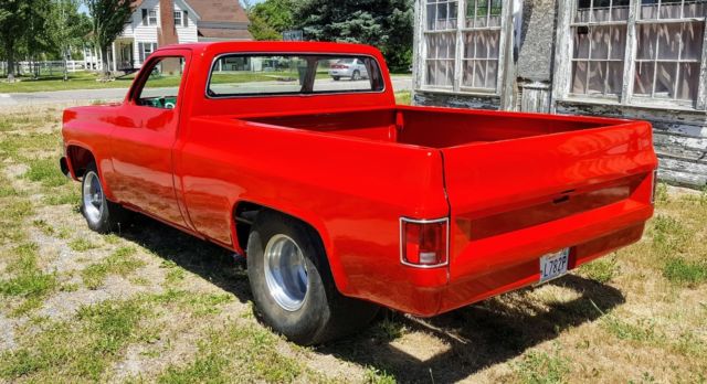 1976 Red Chevrolet C-10 Cab & Chassis
