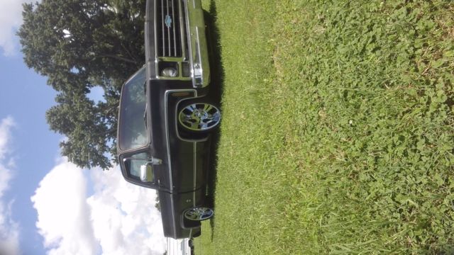 1976 Black Chevrolet C-10 Short bed
