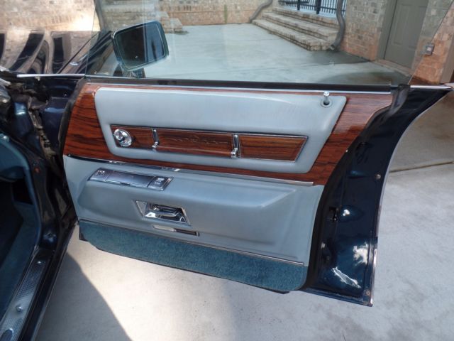 1976 Blue Cadillac Fleetwood Sedan