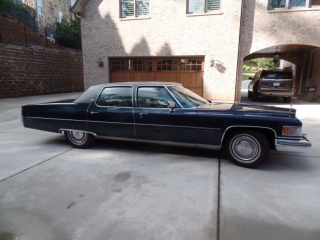1976 Blue Cadillac Fleetwood Sedan