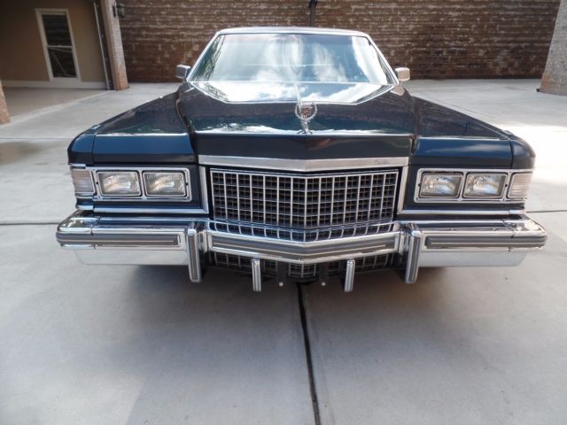 1976 Blue Cadillac Fleetwood Sedan