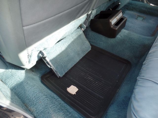 1976 Blue Cadillac Fleetwood Sedan