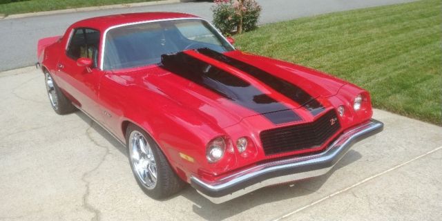 1976 Red Chevrolet Camaro Coupe