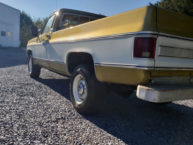 1976 Chevrolet C/K Pickup 2500