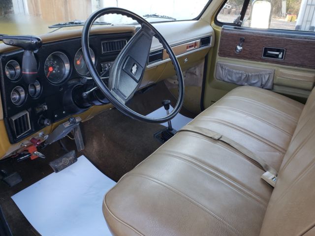 1976 Chevrolet C/K Pickup 2500
