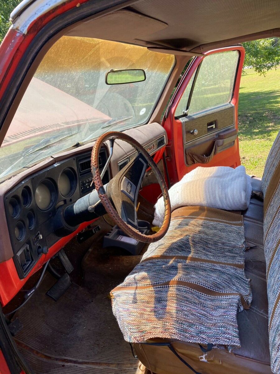 1976 Red Chevrolet C-10 Standard Cab Pickup