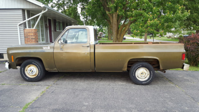 1976 Green Chevrolet C-10