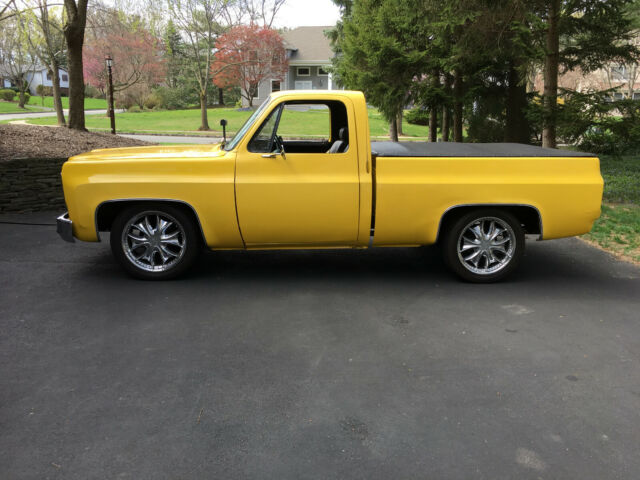 1976 Yellow Chevrolet C-10 Pickup Truck