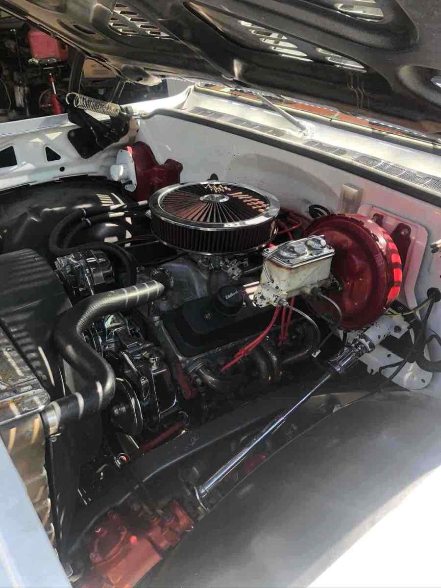 1976 White Chevrolet C10/K10 Pickup