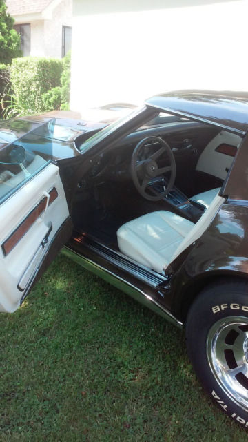 1976 Corvet dark Brown Metallic Chevrolet Corvette Coupe