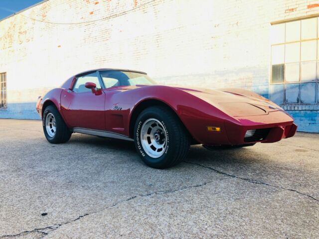 1976 Red Chevrolet Corvette Coupe
