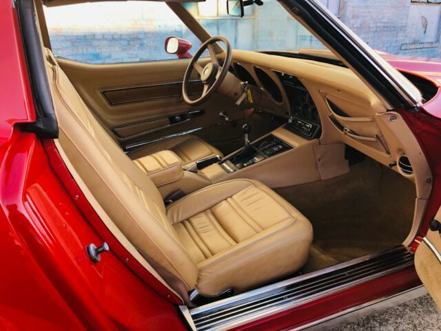 1976 Red Chevrolet Corvette Coupe